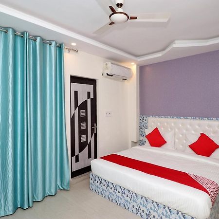 Oyo 25130 Hotel Royal Inn ニューデリー エクステリア 写真