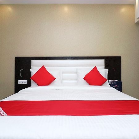 Oyo 25130 Hotel Royal Inn ニューデリー エクステリア 写真