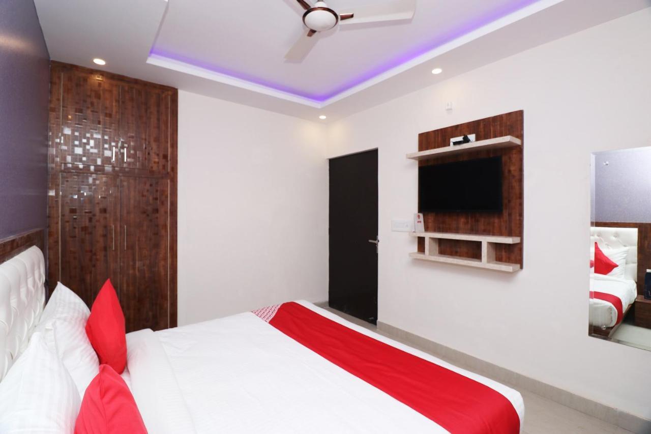 Oyo 25130 Hotel Royal Inn ニューデリー エクステリア 写真